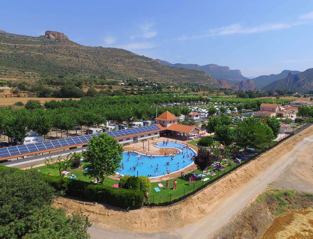La Noguera Camping Sant Llorenç de Montgai Exteriör bild