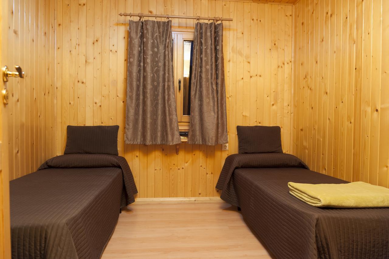 La Noguera Camping Sant Llorenç de Montgai Exteriör bild